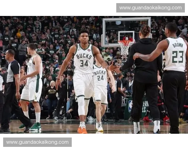 免费NBA直播平台推荐高清流畅观看方法及赛事更新全攻略 免费NBA直播平台推荐高清流畅观看方法及赛事更新全攻略